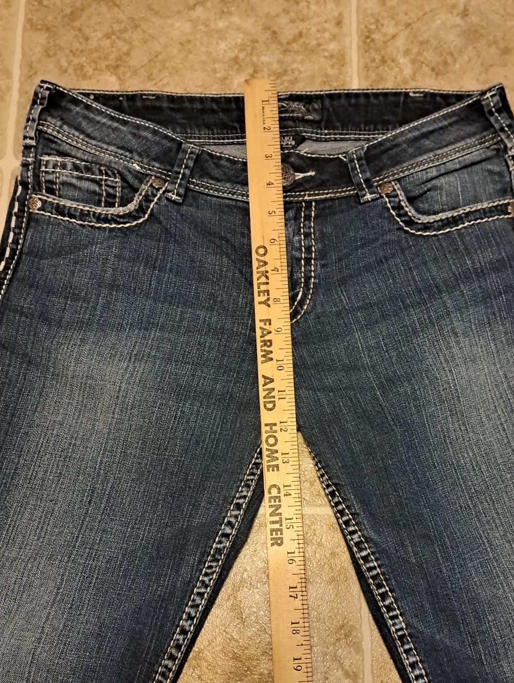 Silver Suki Capri Size 30. - Picture 7 of 13